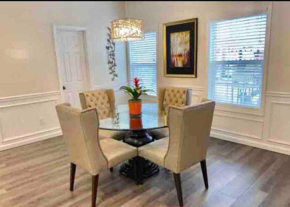 فيلا New Modern House?A Mins To Hwy I-85, 316 لورينسيفيل المظهر الخارجي الصورة