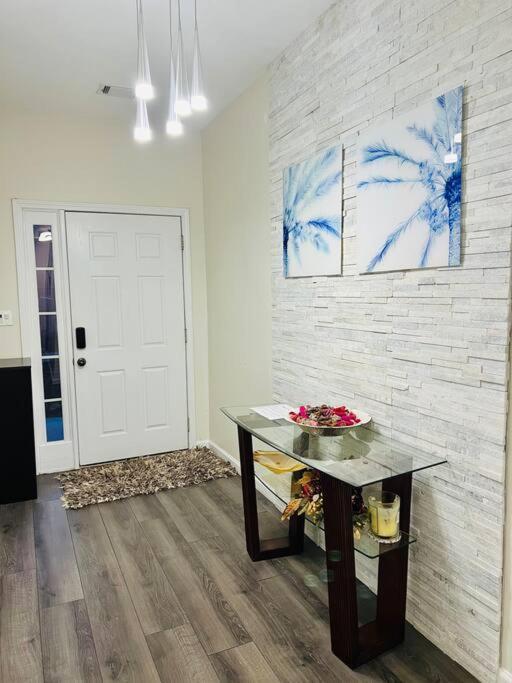 فيلا New Modern House?A Mins To Hwy I-85, 316 لورينسيفيل المظهر الخارجي الصورة
